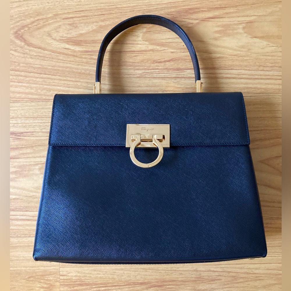 Ferragamo Gancini leather hand bag
